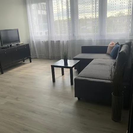 Dozsa Apartman * Godollo