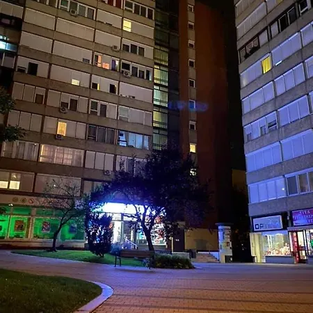 Dozsa Apartman Godollo