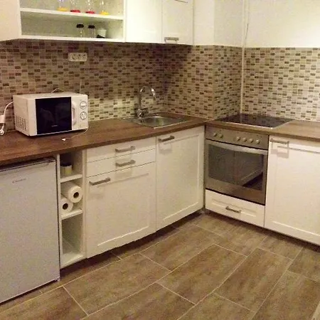 Appartamento Dozsa Apartman Gödöllő
